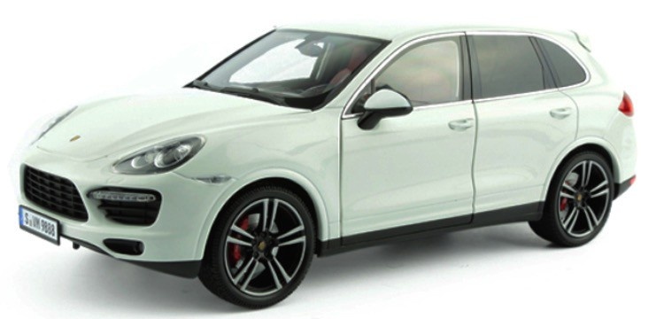 scale model 1Porsche Cayenne:43 white