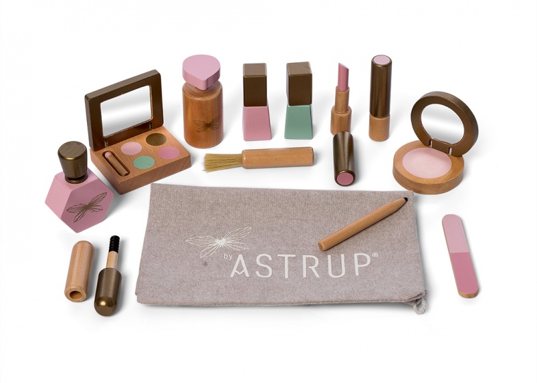 wooden makeup set 13-piece