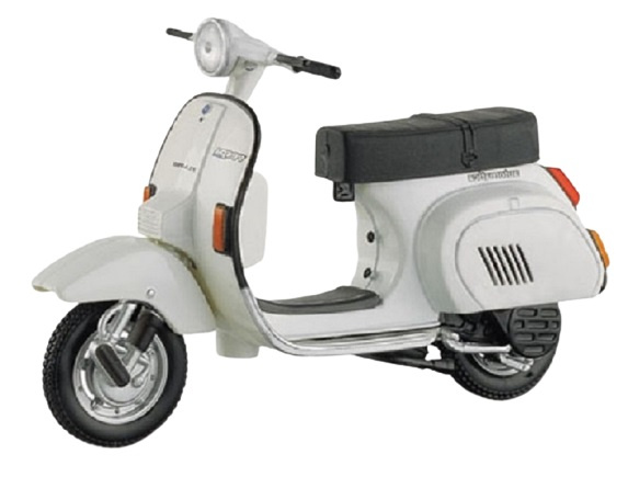 Maisto miniatúrna kolobežka Vespa 125 PK Automatica 1:18 biela