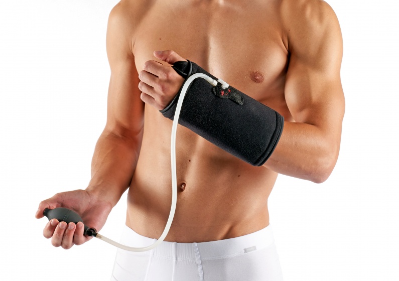 Schaper Unisex ortéza na zápästie Ice Pack & Compression čierna